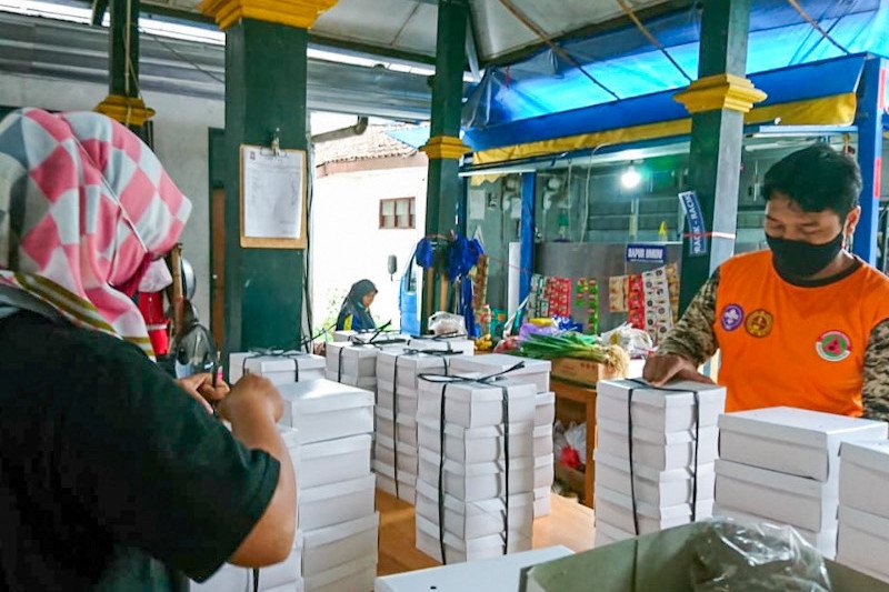 Pemkot Yogyakarta melanjutkan bantuan makanan pasien isolasi mandiri
