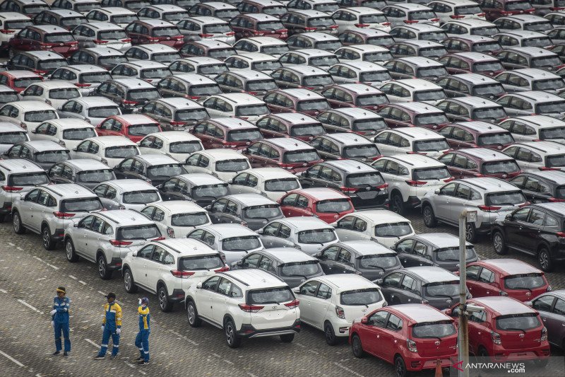 Penjualan mobil baru melejit 72,6 persen berkat PPnBM