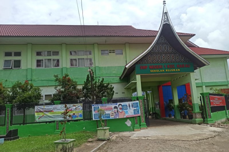 Kembali masuk zona merah COVID-19, sekolah di Kabupaten Limapuluh Kota terapkan lagi proses belajar dari rumah