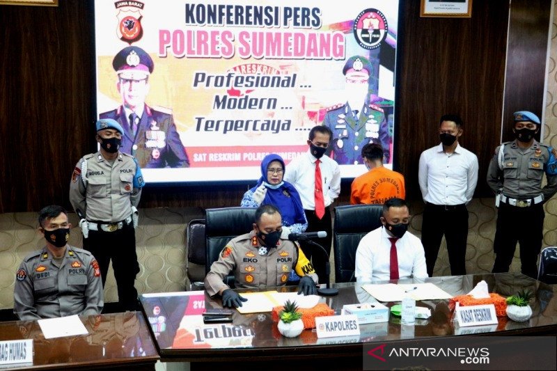 Polisi Ringkus Pelaku Pembobol 11 Toko Di Sumedang Antara News Banten