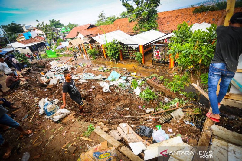 Warga Kota Bandung diminta siapkan mitigasi hadapi pancaroba