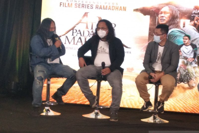 Sutradara "Atap Padang Mahsyar" cerita Islam "pinggir jalan"