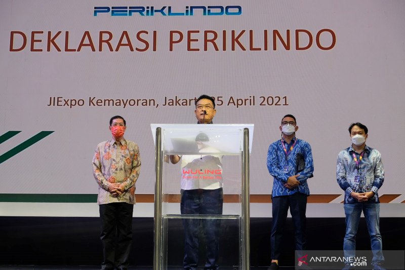 Asosiasi industri kendaraan listrik dideklarasikan di ajang IIMS