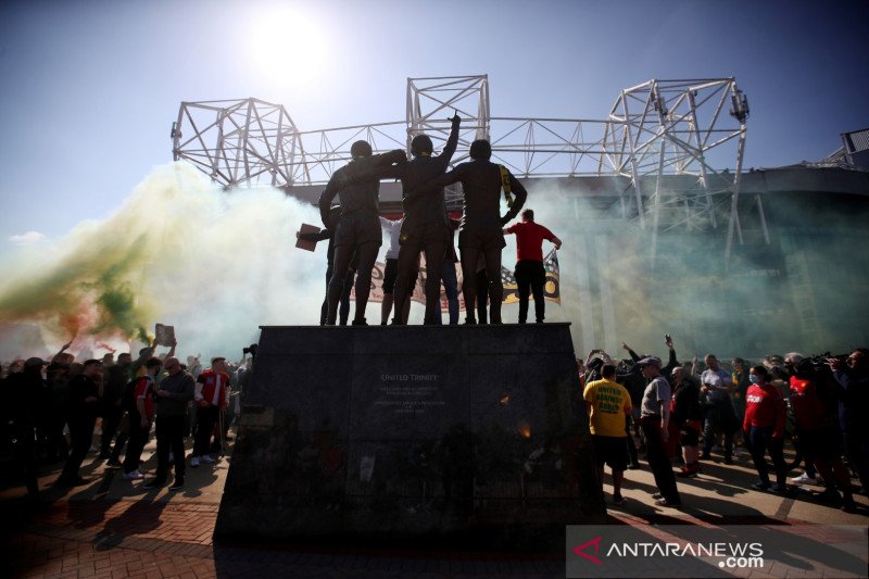 Fans MU demonstrasi protes kepemilikan keluarga Glazer