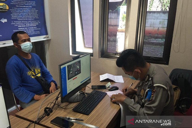 101 pelanggar lalu lintas terekam kamera tilang elektronik di Bekasi