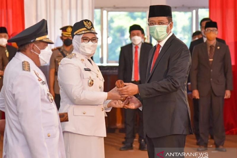 Gubernur NTB resmi melantik H Mahmud Abdullah sebagai Bupati Sumbawa