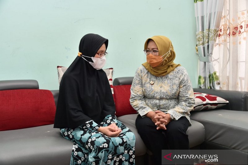Bupati Bogor Ade Yasin kunjungi istri almarhum Letkol Irfan Suri