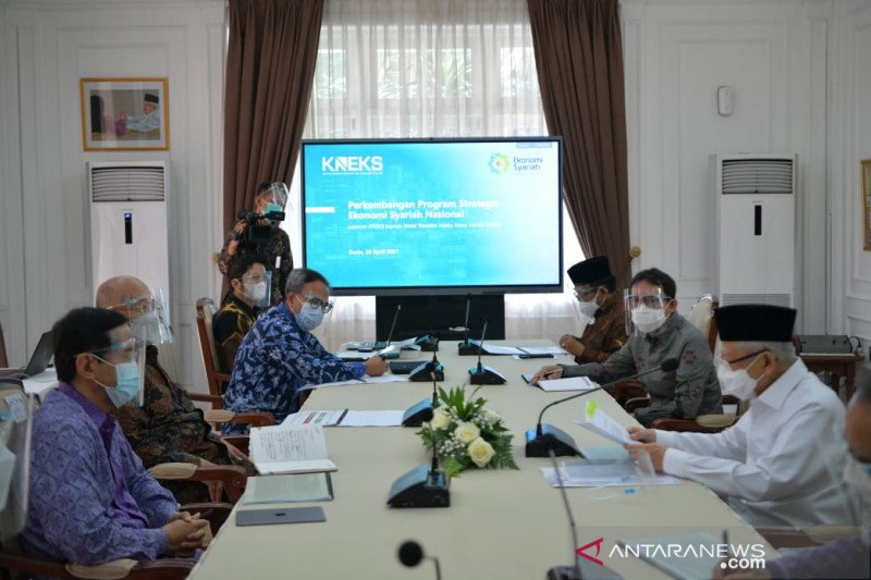 Wapres Ma'ruf Amin minta BPD segera dikonversi menjadi bank syariah