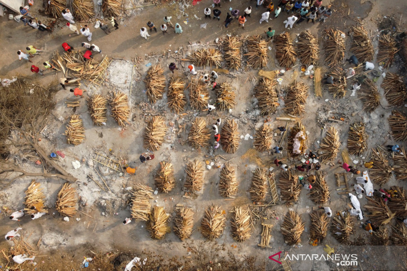 Kematian akibat COVID-19 di India 400.000 jiwa lebih