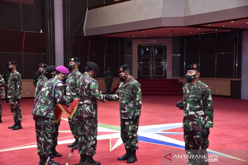 Panglima TNI pimpin serahan jabatan Dansesko dan Dankodiklat