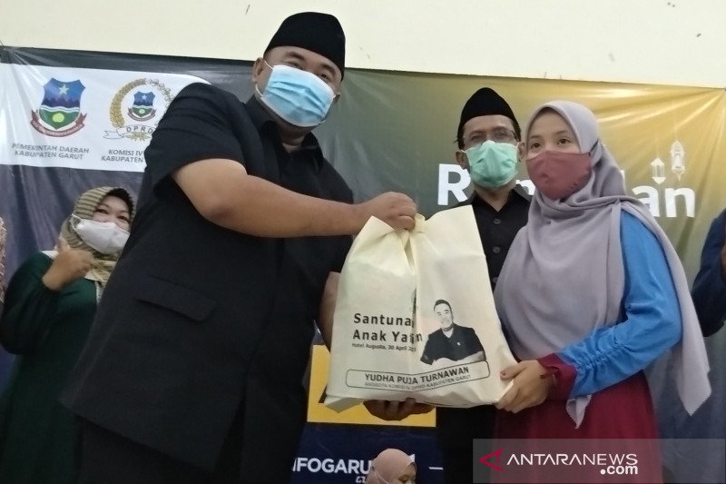 Pemkab Garut berkolaborasi dengan PDIP untuk bantu anak yatim