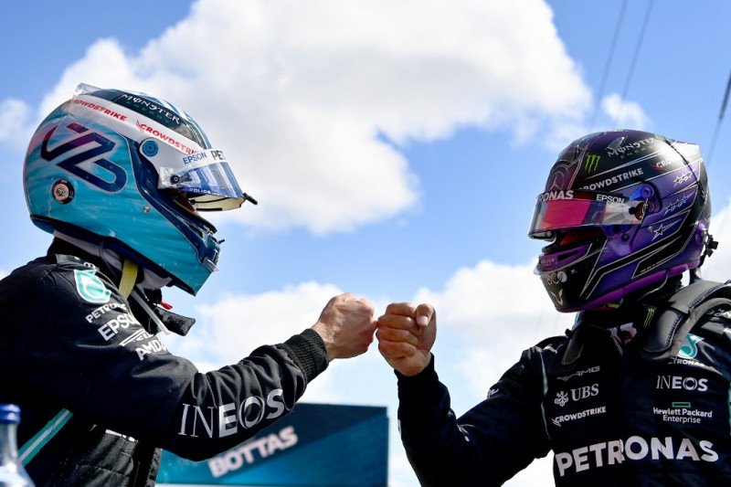 Valtteri Bottas gagalkan upaya Hamilton raih pole position ke-100 di GP Portugal