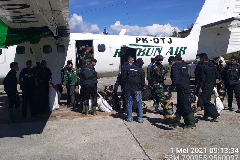 Pasukan TNI dan Polri mulai dikirim ke Ilaga buru kelompok bersenjata