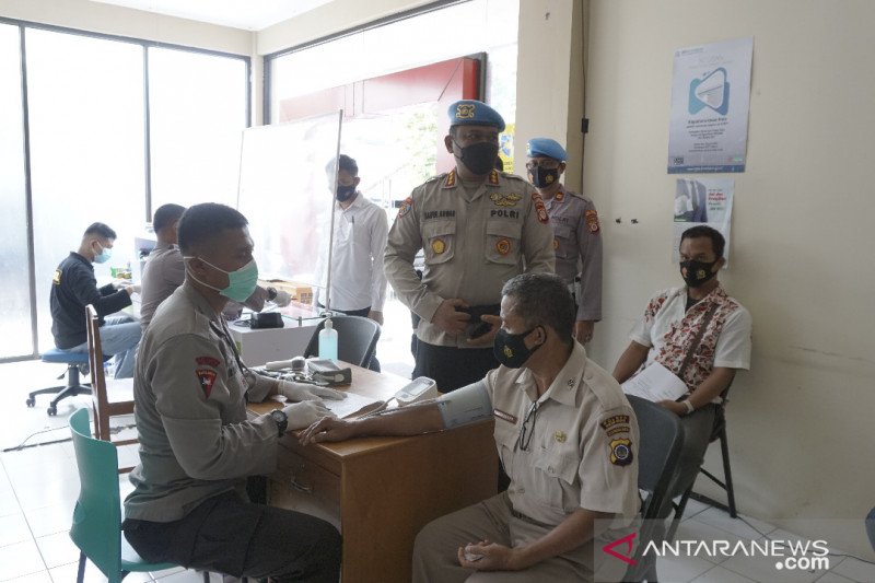 Vaksinasi bagi tenaga pendidik di Kulon Progo capai 33,33 persen