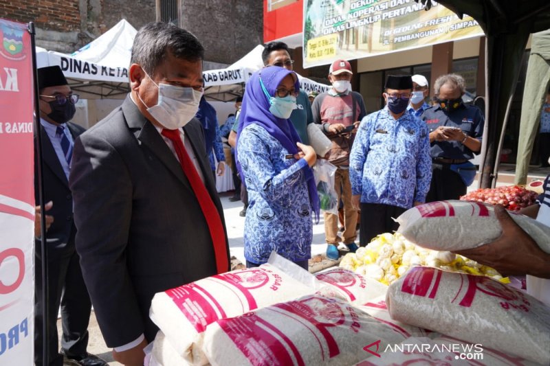 Pemkab Garut sajikan produk unggulan Gebyar Pasar Ramadhan