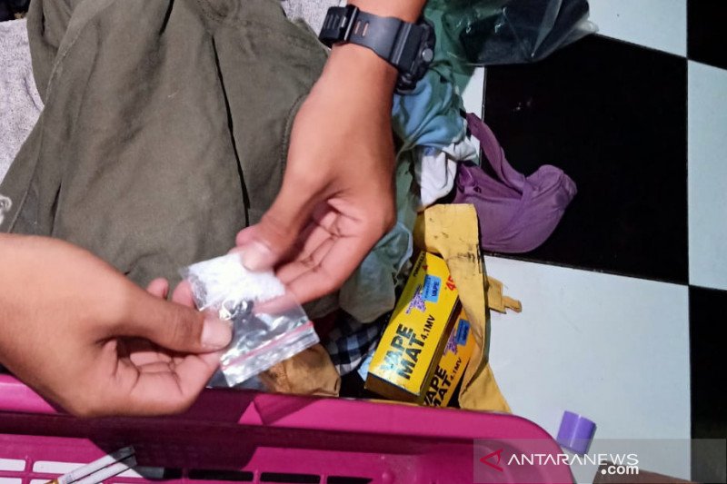 Polresta Mataram menangkap sindikat peredaran sabu asal Batam