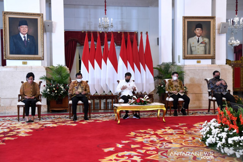 Banggai terbaik kedua penghargaan pembangunan daerah tahun 2021