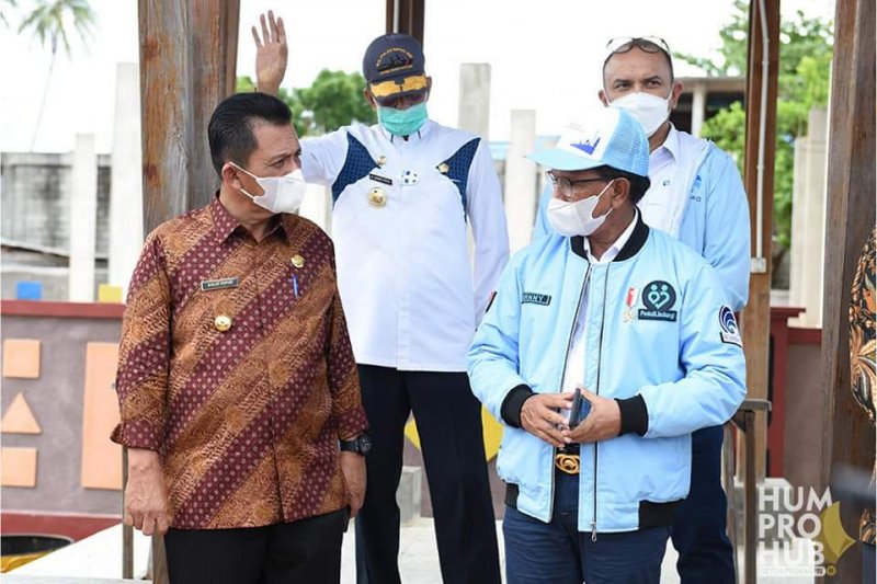 Gubernur resmikan ground breaking BTS bersama Menkominfo