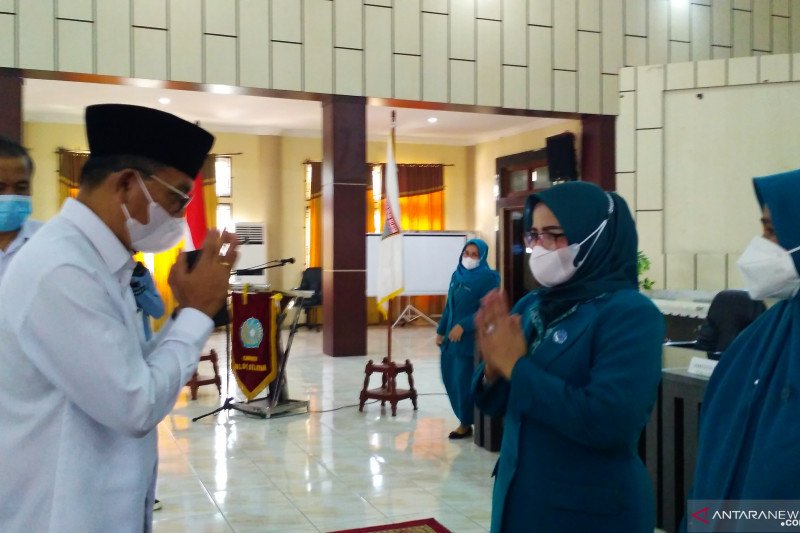 Ini harapan bupati Solsel agar masyarakat produktif