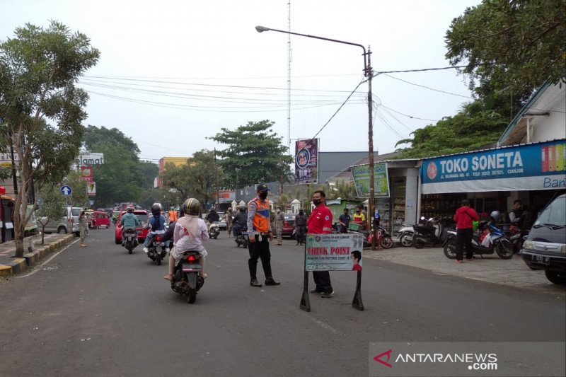 Cianjur perketat pemeriksaan kendaraan pemudik jalur Puncak