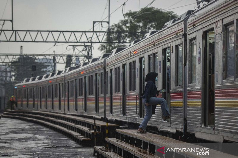 BPTJ sediakan angkutan bus alternatif dukung KRL Jabodetabek