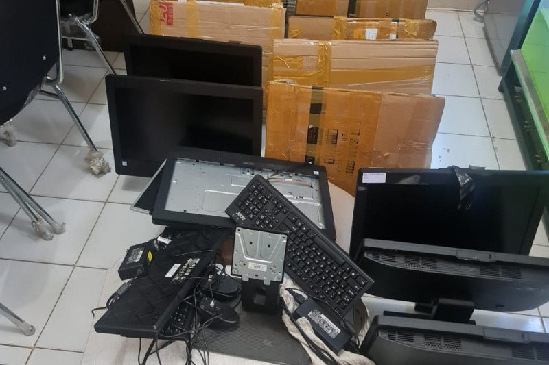 Guru pelaku pencurian 18 komputer di SMAN Mesuji ditangkap polisi