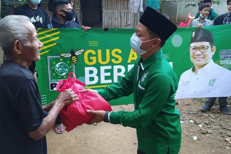 PKB Lampung bagikan 10 ribu bingkisan lebaran untuk kader dan pengurus partai