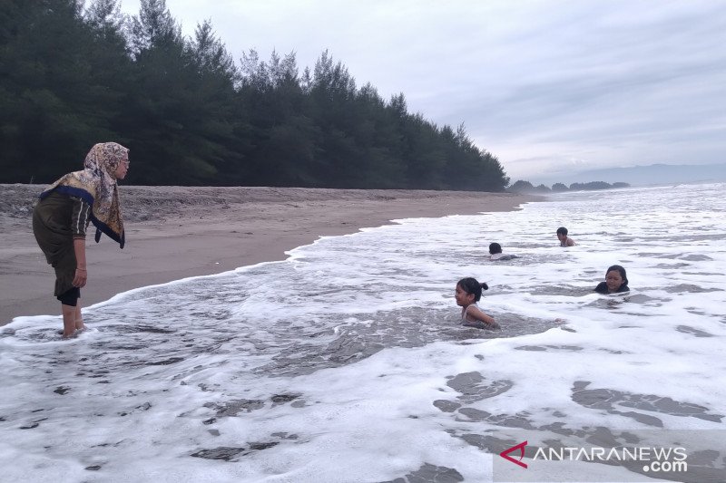 Ini empat daerah di Sumbar yang membuka objek wisata saat libur Lebaran