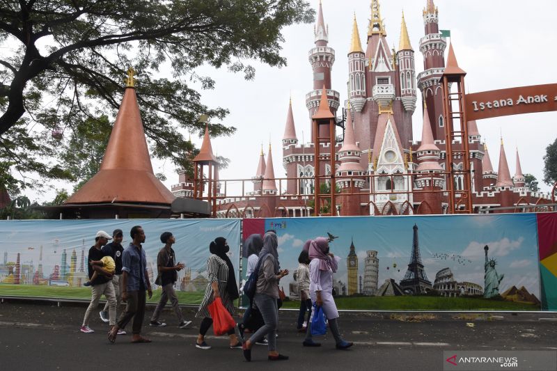 Dki Kemarin Tempat Wisata Dibuka Hingga Deklarasi Anies Jadi Capres<script async src=