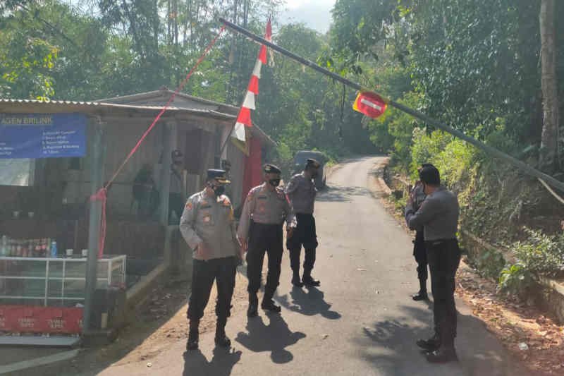 Polres Majalengka sekat wisatawan menuju obyek wisata