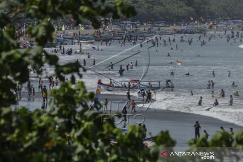 Kawasan Wisata Di Pangandaran Ditutup