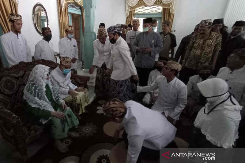 Keraton Kanoman Cirebon gelar tradisi halal bihalal secara terbatas