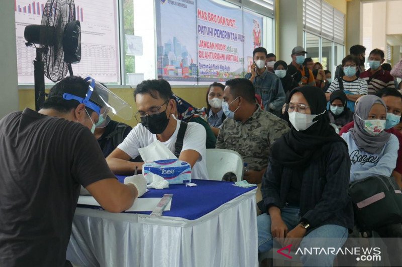 Dalam sehari 1.148 orang berangkat dari Pelabuhan Telaga Punggur
