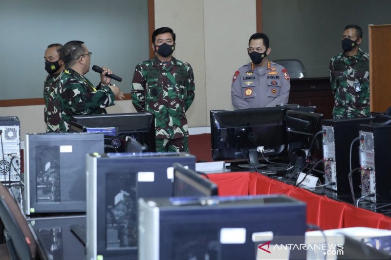 Kunjungi Sesko TNI di Bandung, Panglima berharap lulusannya berintegritas