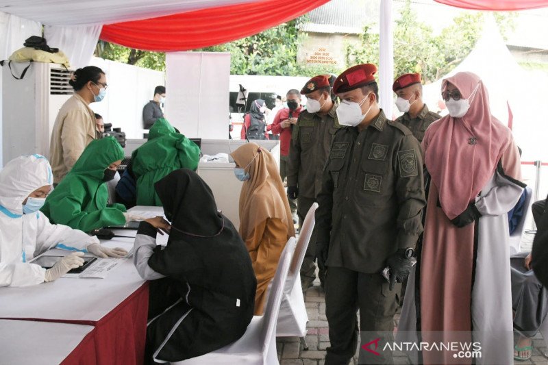 BIN gelar swab antigen di ponpes Bogor tekan COVID-19