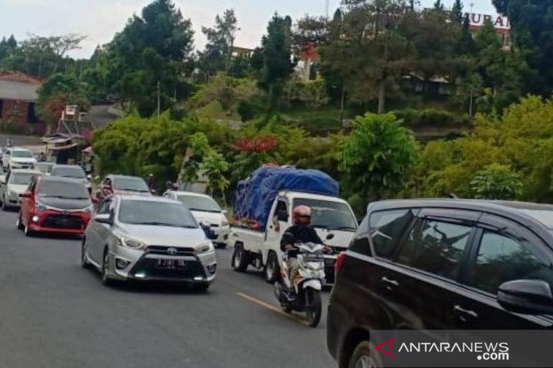 Spektrum - Mengimpikan Jalur Puncak II bangkitkan kejayaan ekonomi Bogor-Cianjur