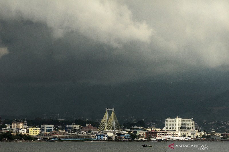 Hujan lebat diprakirakan akan turun meliputi sebagian wilayah Indonesia