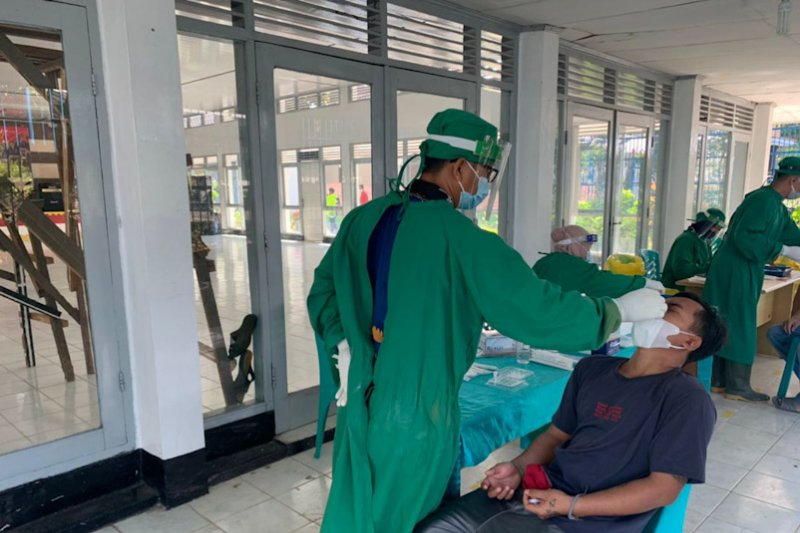 Warga binaan terpapar COVID-19 di Lapas Rajabasa menurun