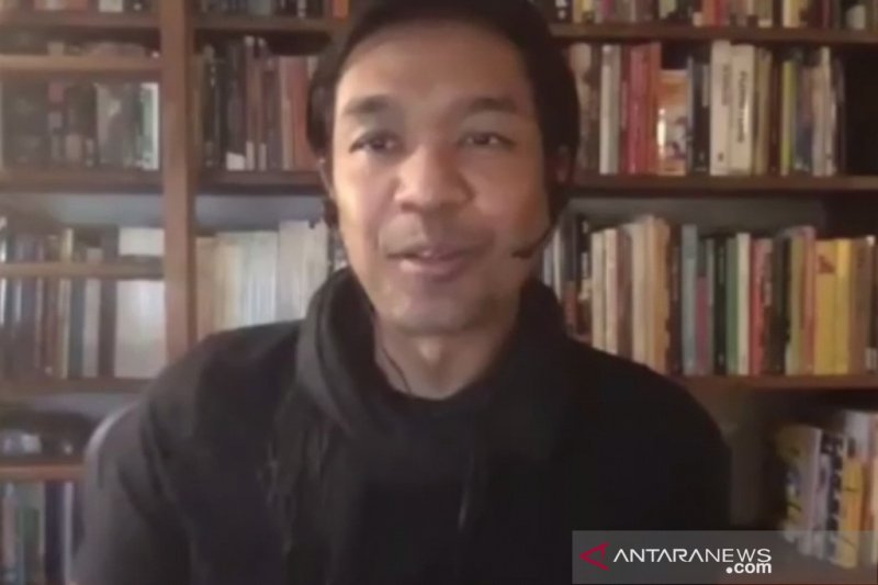 Dimas Djay peduli pada masalah lingkungan