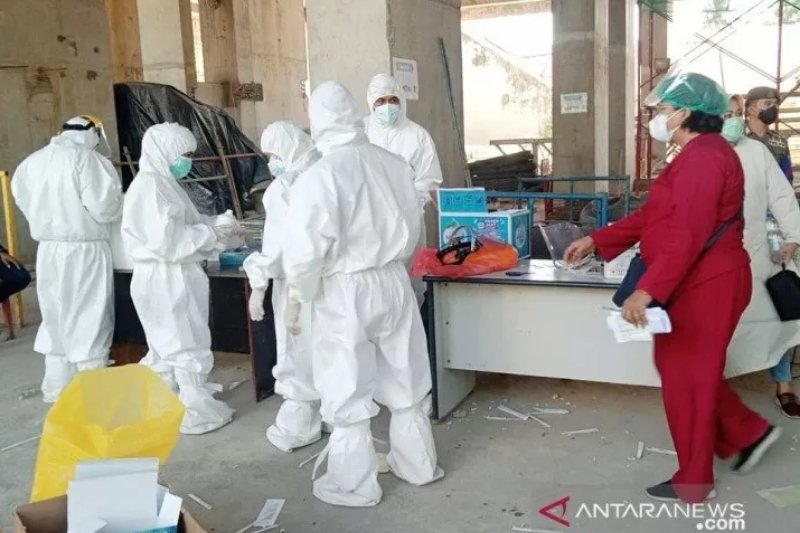 Pemkot Makassar kirim spesimen COVID-19 ke Jakarta, dicurigai varian baru