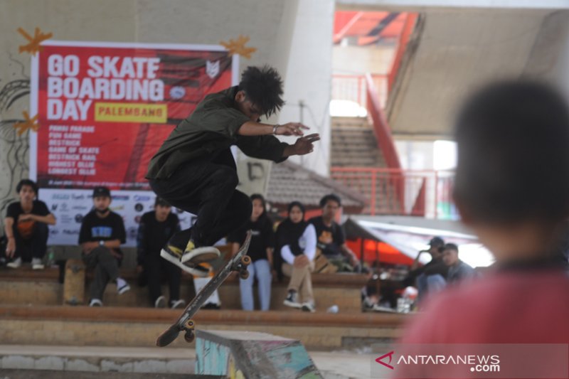 Skateboarder Palembang rayakan  hari Skateboard sedunia 