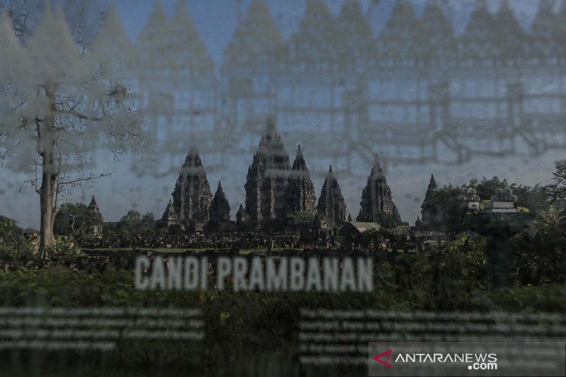 PENUTUPAN SEMENTARA CANDI PRAMBANAN