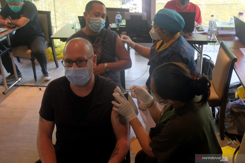 WNA masuk ke Indonesia wajib kantongi bukti vaksinasi