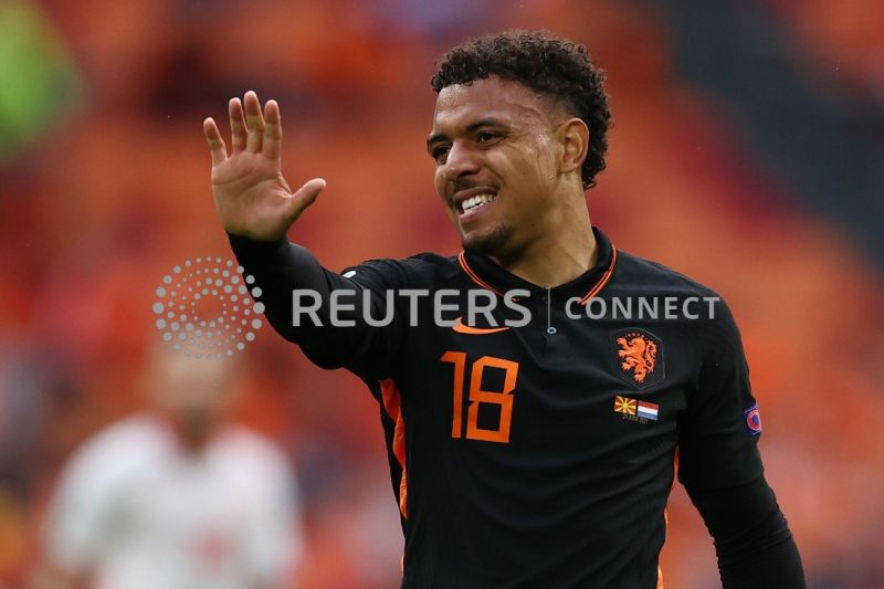 Donyell Malen membuat serangan Belanda kian membahayakan