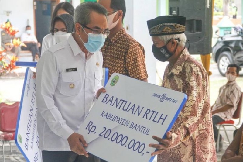 Bantul memberikan bantuan perbaikan rumah kepada 127 warga