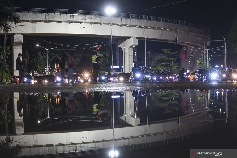 Delapan Titik Persimpangan Di Palembang Ditutup