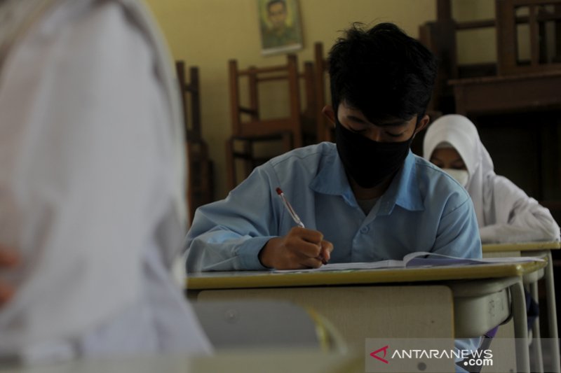 Sekolah terapkan protokol kesehatan pada tes PPDB tertulis