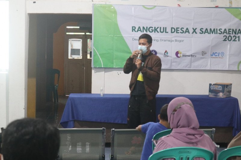 BEM IPB dampingi UMKM desa manfaatkan digital marketing