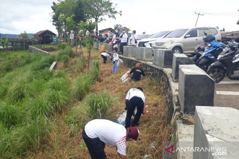 Sampah plastik dari pasar modern Sukabumi berkurang 98,32 ton, ini alasannya