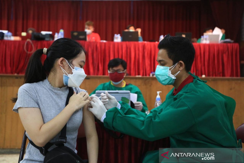 Pemkot Bandung targetkan vaksinasi COVID-19 jangkau 50.000 orang per hari